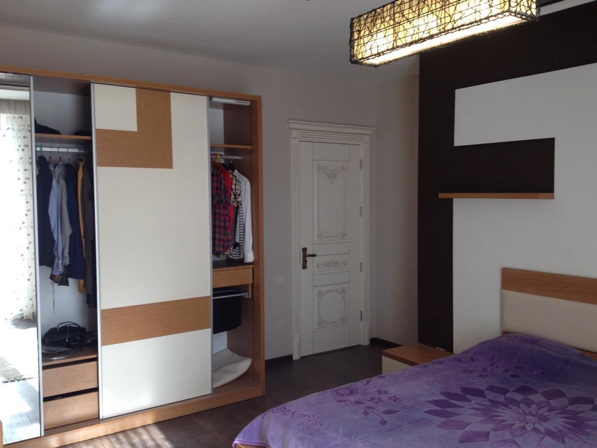 Flat Near The Mcdonald'S Apartamento Batumi Exterior foto